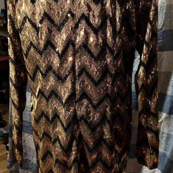 Forever 21+ Sequin Dress - Picture 3 of 10
